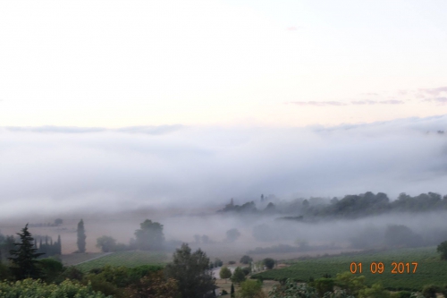 ludovic campion,massif du luberon,hôtel ocub' à villeneuve-lez-avignon,palais des papes,-ip.